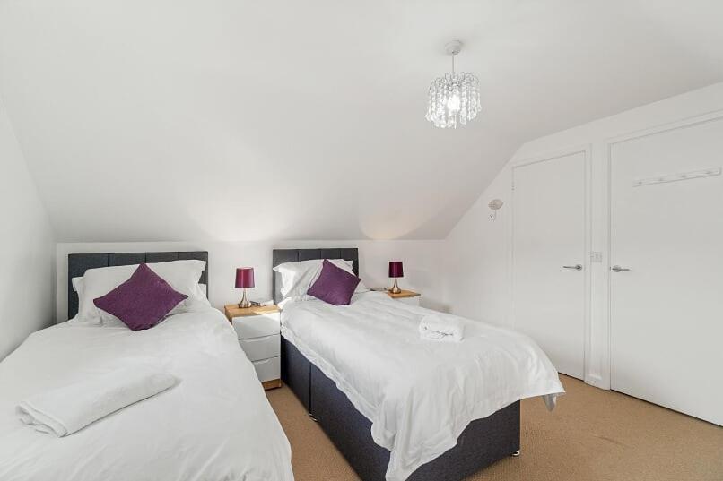 Chestnut Contractor Stays Wellingborough Zimmer foto